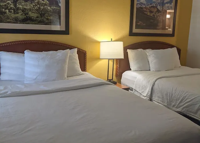Howard Johnson By Wyndham University/phoenix Hotel Tempe