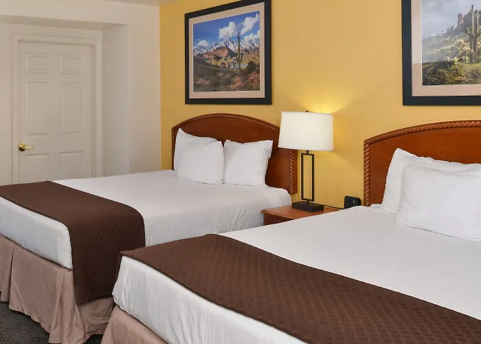 Howard Johnson By Wyndham University/phoenix 3*