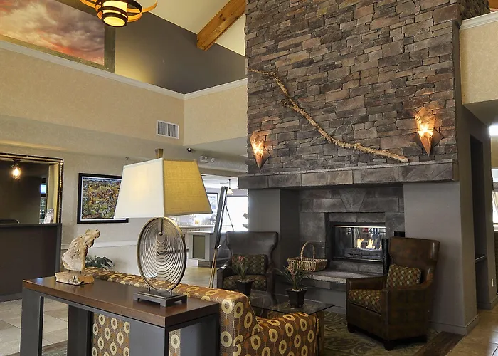 Howard Johnson By Wyndham University/phoenix