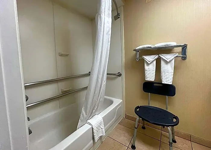 Hotel Howard Johnson By Wyndham University/phoenix Tempe